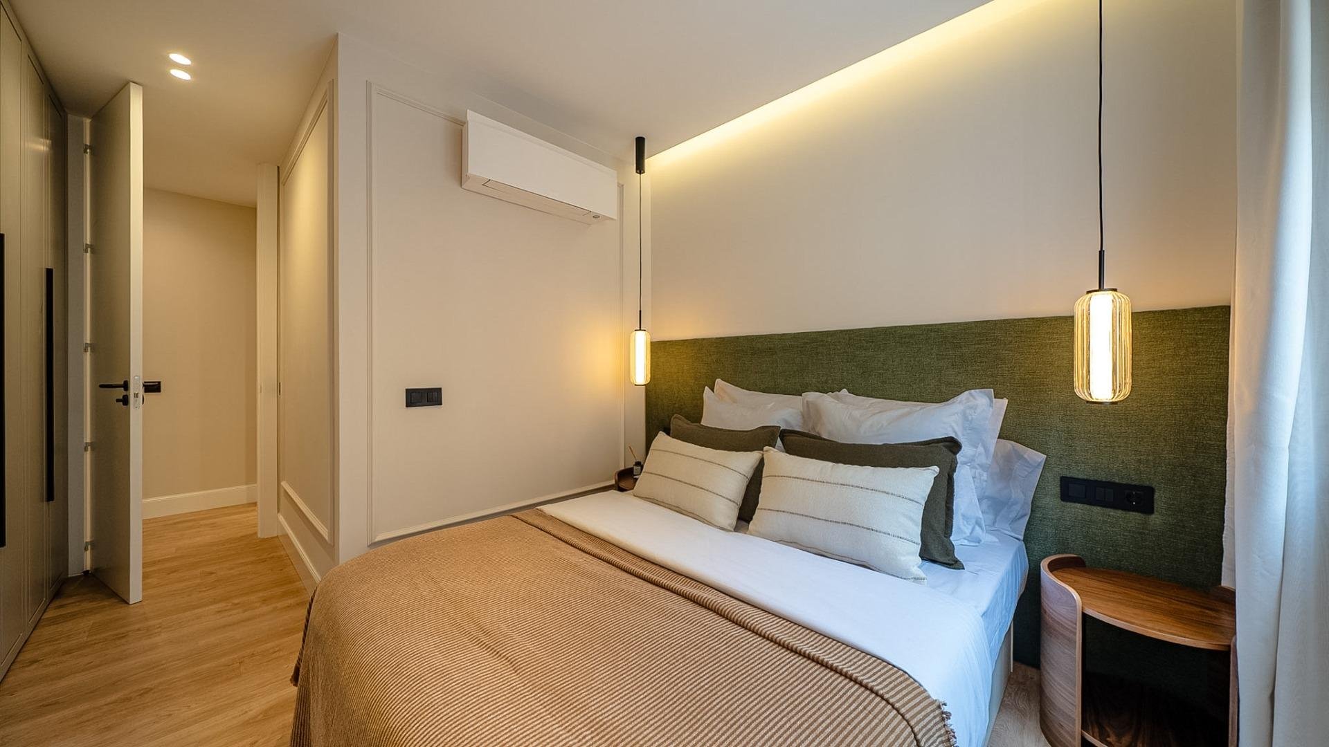 Apartment in Madrid, Spain 3 bedrooms, 120 sq.m. No. 165923