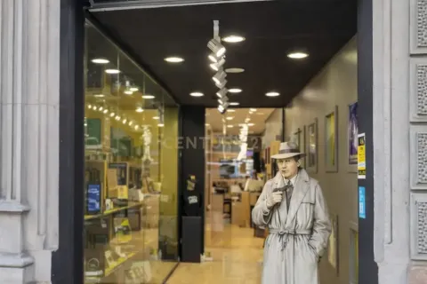 Proprietà commerciale a Barcelona, Spagna 157 mq. N° 166990