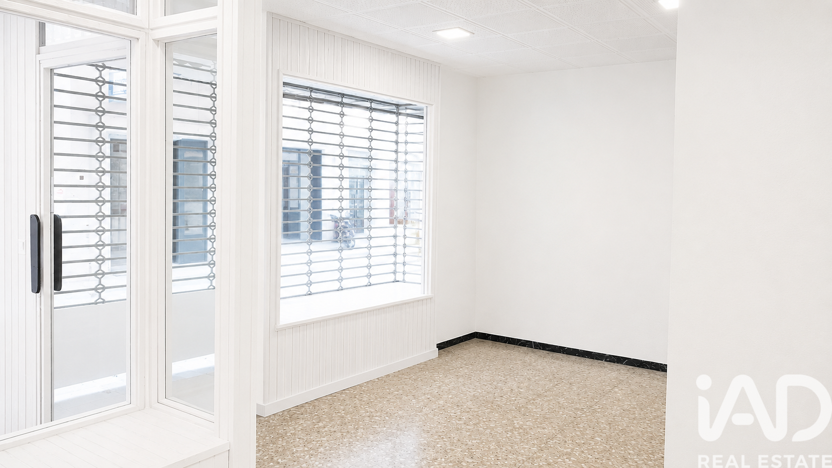 Liikekiinteistö Alcoy, Alicante, Espanja 167 m2 No. 187918