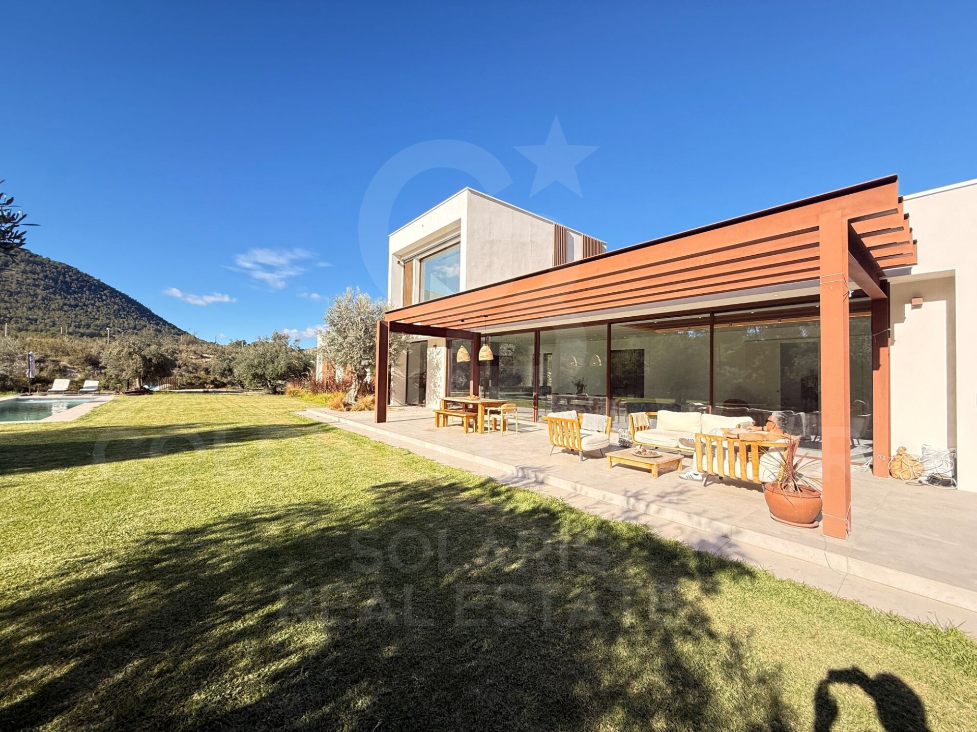 Villa i Finestrat, Alicante, Spanien 4 sovrum, 229 kvm. Nr. 157281
