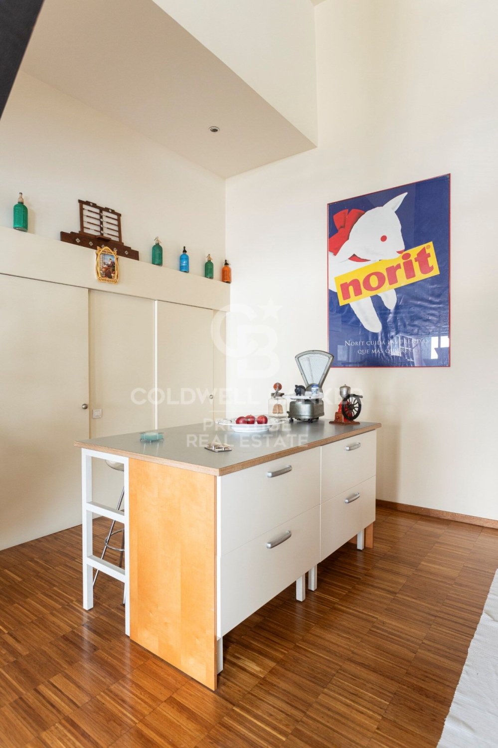 Apartament w Barcelona, Hiszpania 2 sypialnie, 265 mkw. nr 157280