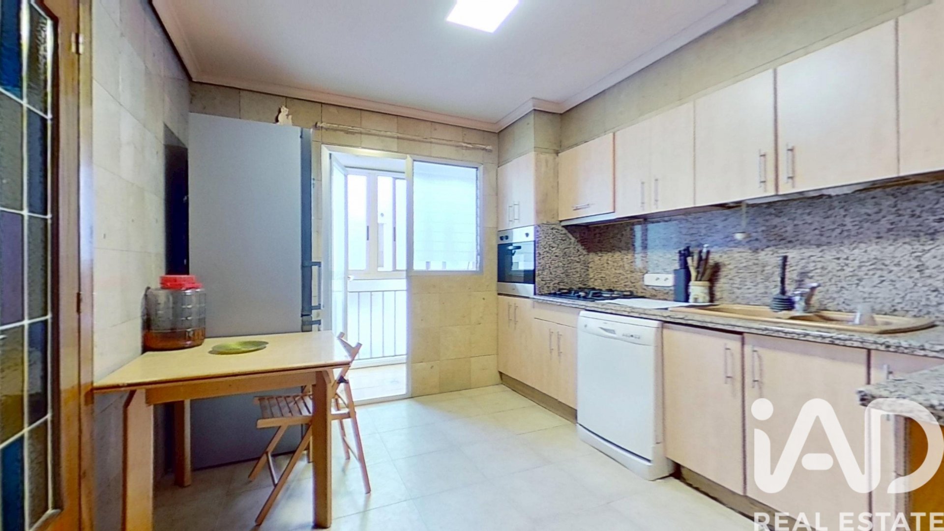 Apartment in Ulldecona, Tarragona, Spain 5 bedrooms, 210 sq.m. No. 184625