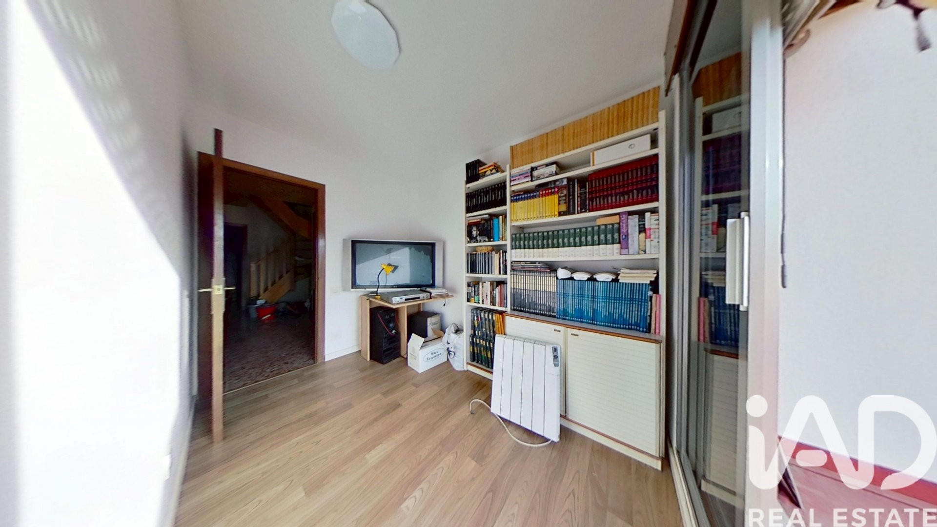 Apartment in Ulldecona, Tarragona, Spain 5 bedrooms, 210 sq.m. No. 184625
