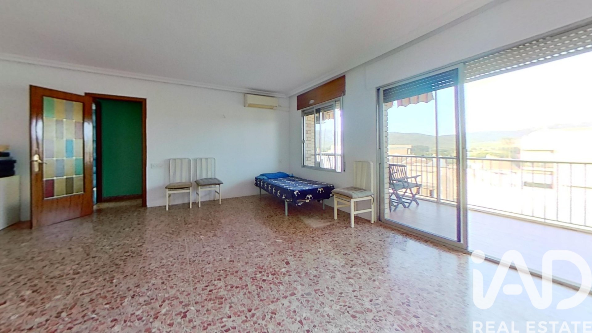 Apartment in Ulldecona, Tarragona, Spain 5 bedrooms, 210 sq.m. No. 184625
