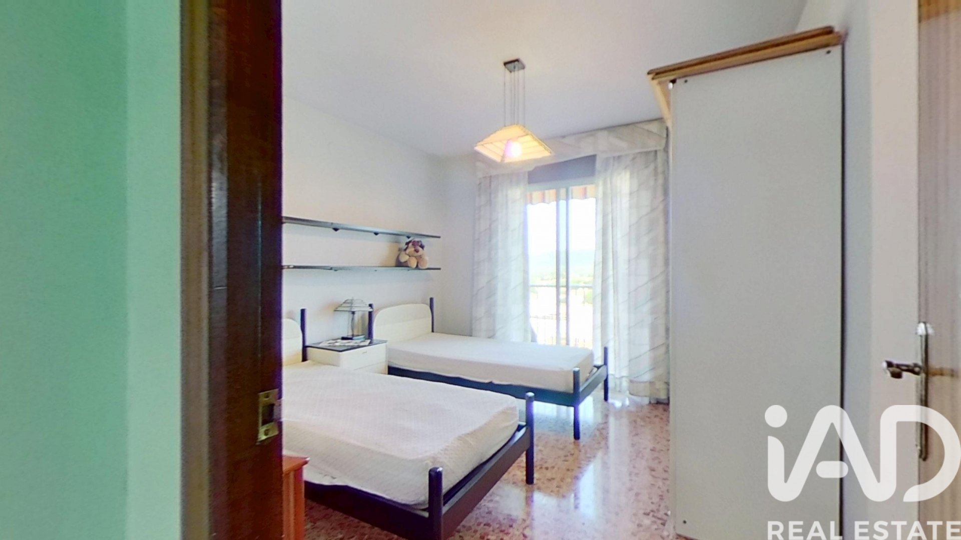 Apartment in Ulldecona, Tarragona, Spain 5 bedrooms, 210 sq.m. No. 184625