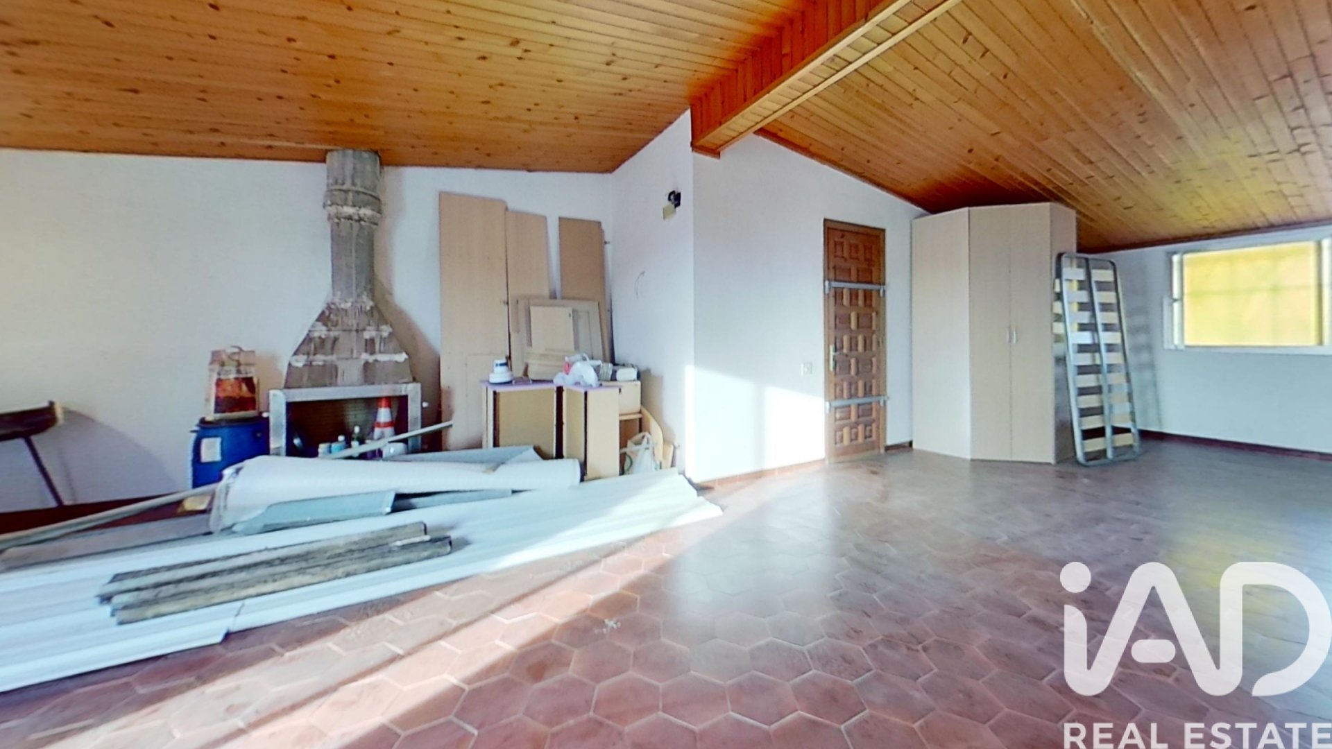 Apartment in Ulldecona, Tarragona, Spain 5 bedrooms, 210 sq.m. No. 184625