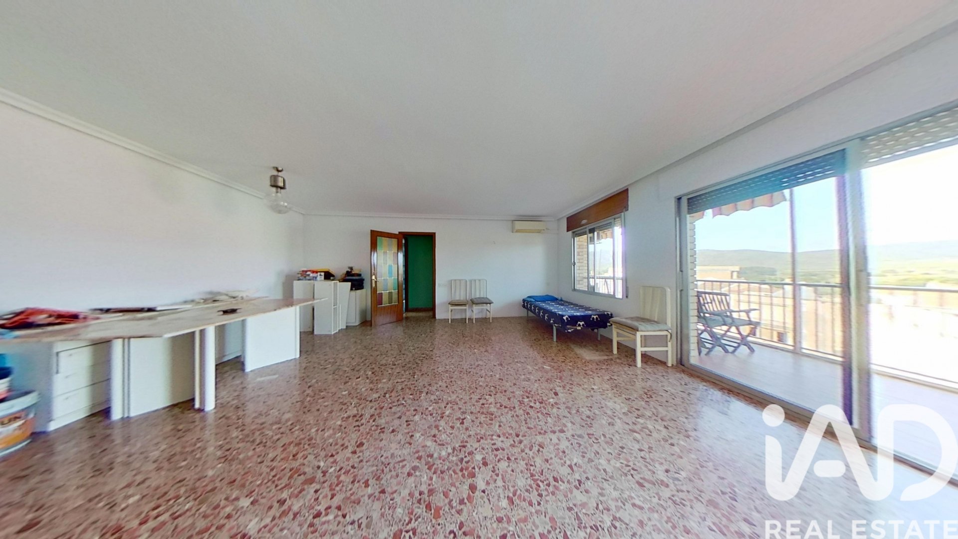 Apartment in Ulldecona, Tarragona, Spain 5 bedrooms, 210 sq.m. No. 184625