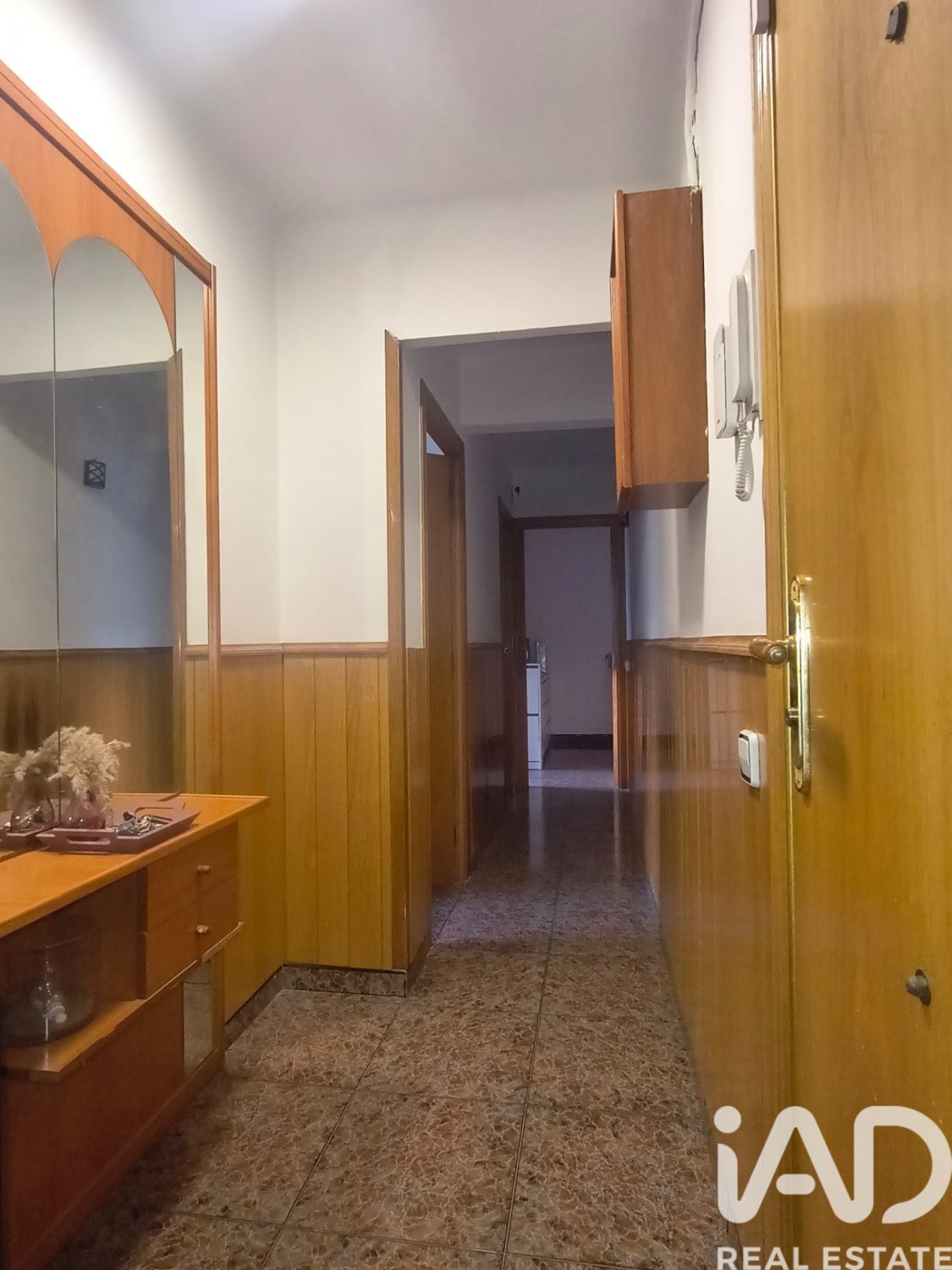Penthouse in Montcada i Reixac, Barcelona, Spain 3 bedrooms, 70 sq.m. No. 184626