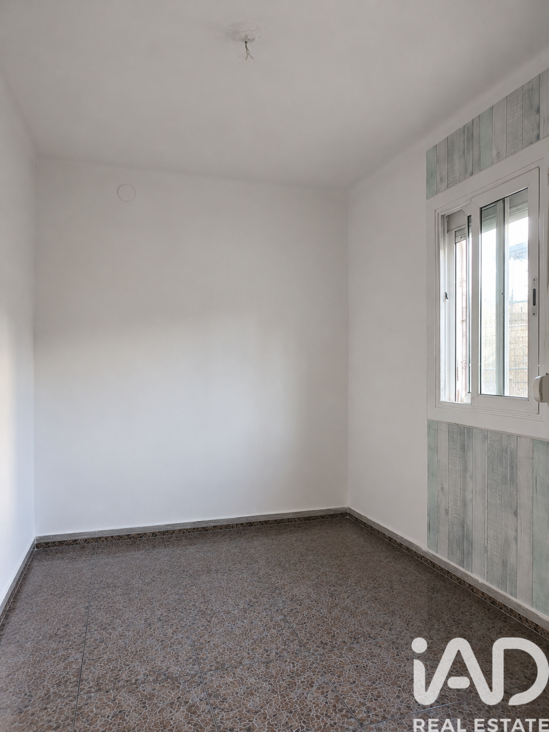 Penthouse in Montcada i Reixac, Barcelona, Spain 3 bedrooms, 70 sq.m. No. 184626
