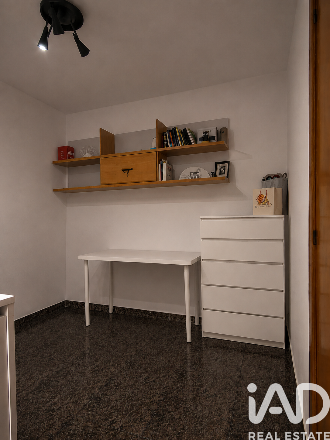 Penthouse in Montcada i Reixac, Barcelona, Spain 3 bedrooms, 70 sq.m. No. 184626