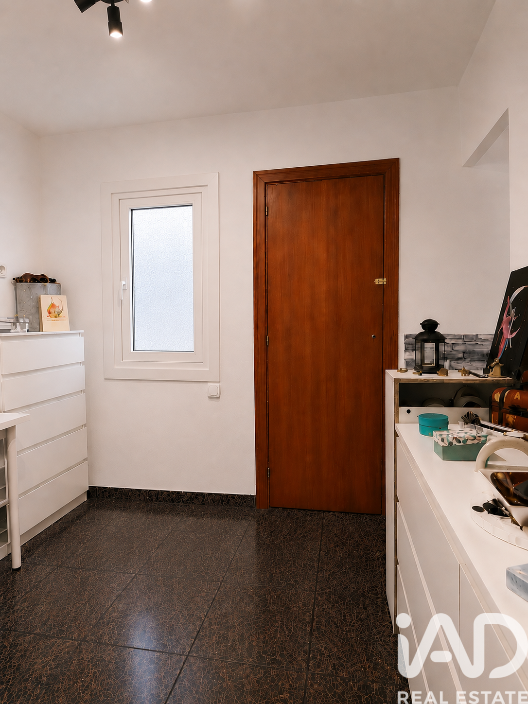 Penthouse in Montcada i Reixac, Barcelona, Spain 3 bedrooms, 70 sq.m. No. 184626