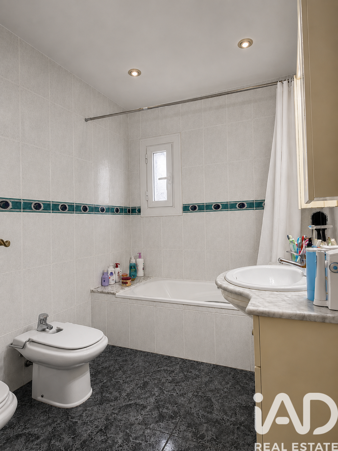 Penthouse in Montcada i Reixac, Barcelona, Spain 3 bedrooms, 70 sq.m. No. 184626