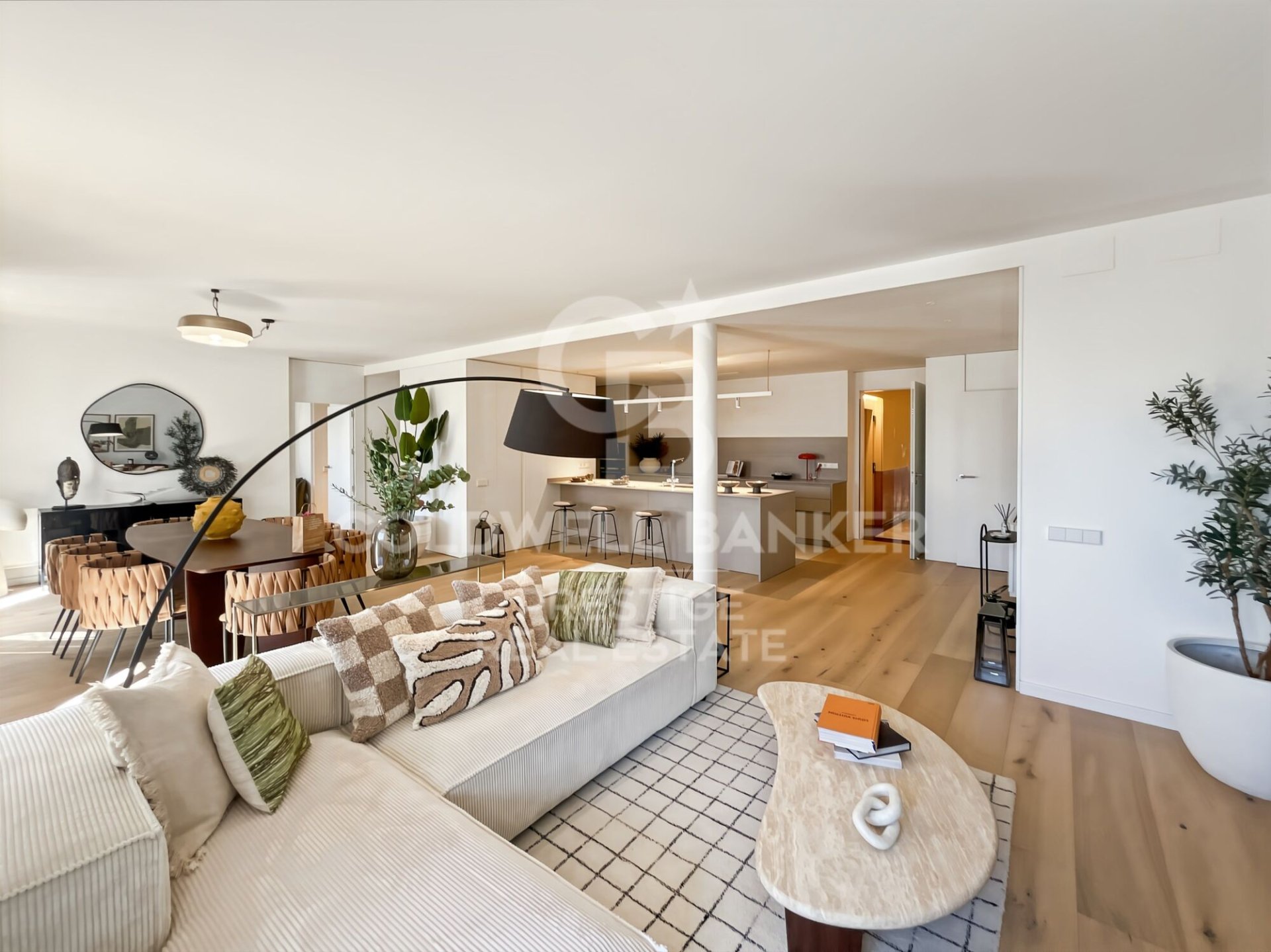 Huoneisto Barcelona, Espanja 2 makuuhuonetta, 146 m2 No. 179188