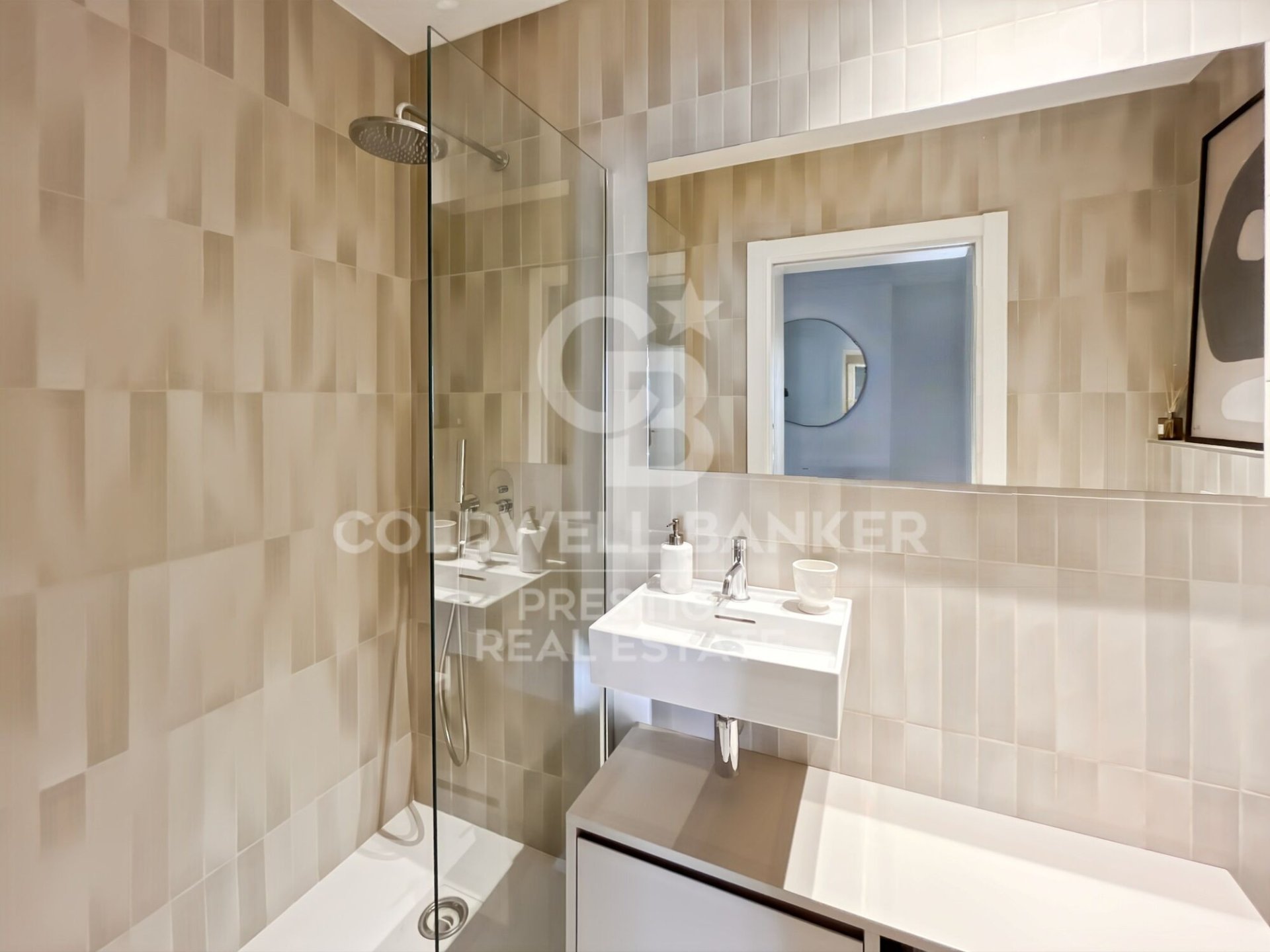 Huoneisto Barcelona, Espanja 2 makuuhuonetta, 146 m2 No. 179188