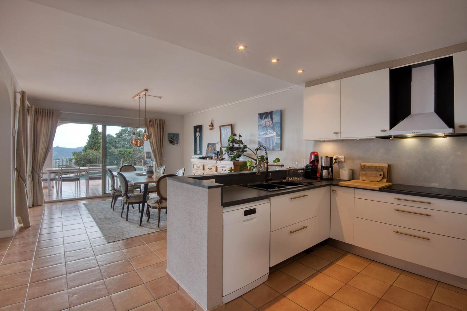 House à Platja D'aro, Girona, Espagne 5 chambres, 361 m2 No. 168487