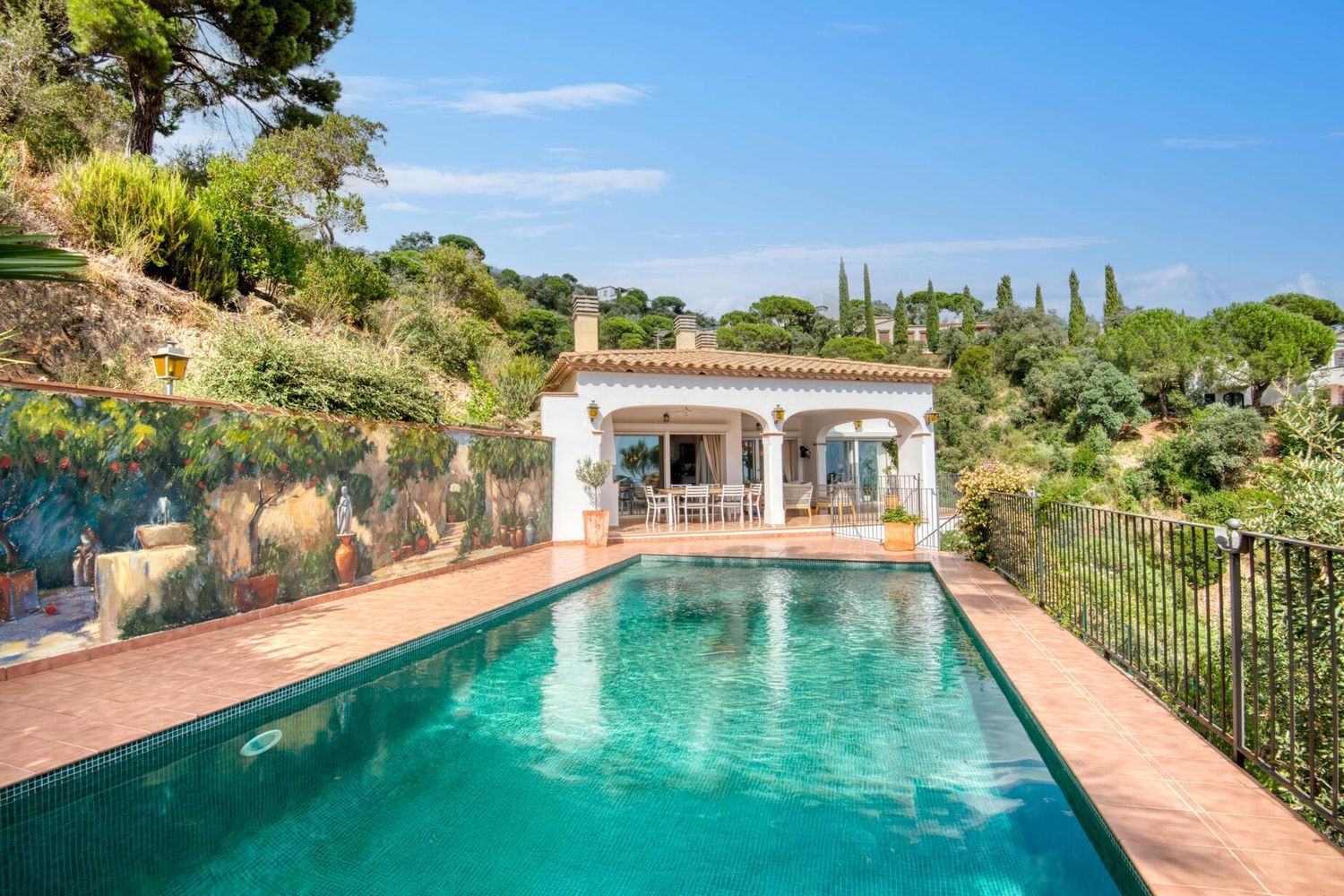 House à Platja D'aro, Girona, Espagne 5 chambres, 361 m2 No. 168487