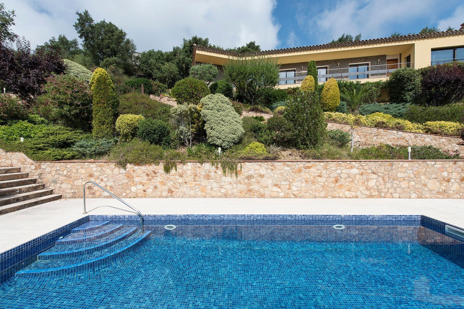 Hus i Platja D'aro, Girona, Spanien 3 sovrum, 283 kvm. Nr. 168489