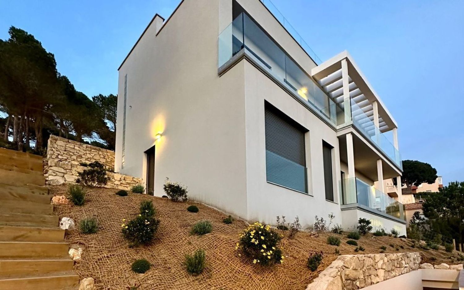Talo Lloret de Mar, Girona, Espanja 4 makuuhuonetta, 387 m2 No. 168486