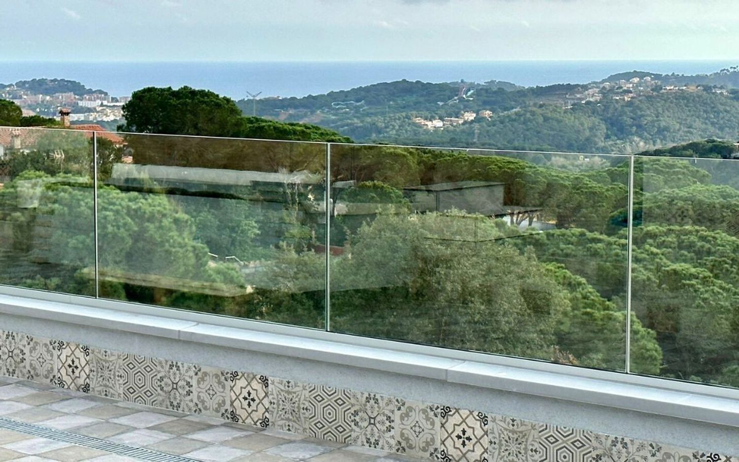 Talo Lloret de Mar, Girona, Espanja 4 makuuhuonetta, 387 m2 No. 168486