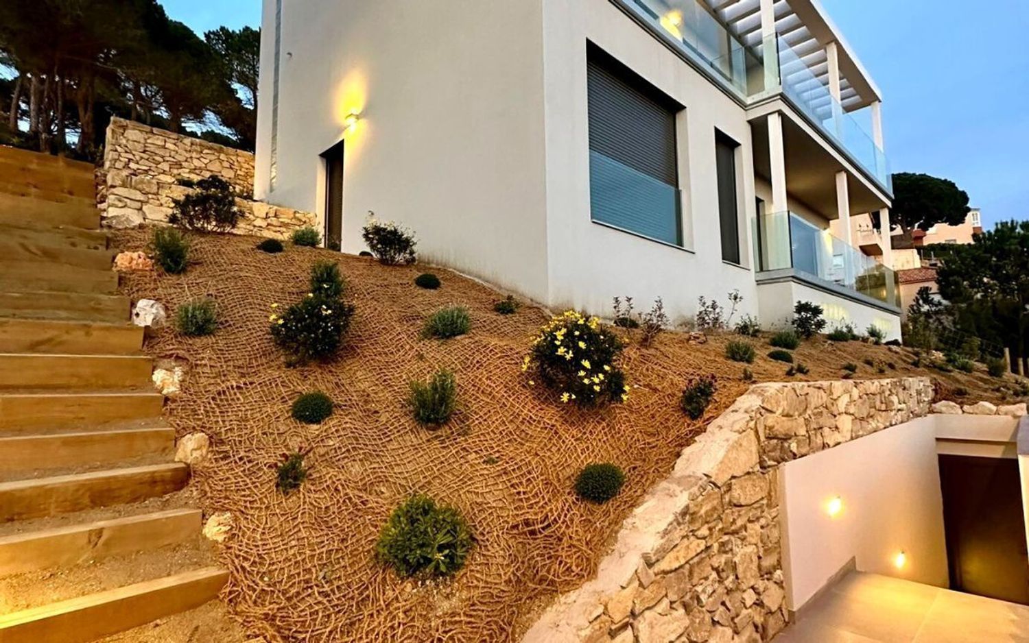 Talo Lloret de Mar, Girona, Espanja 4 makuuhuonetta, 387 m2 No. 168486