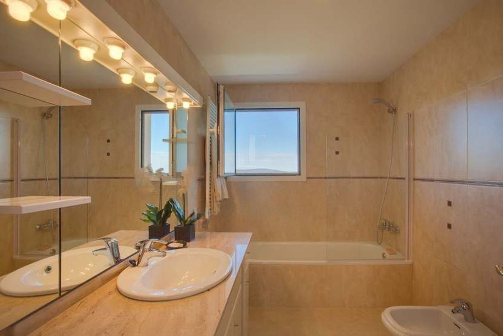 Сasa en Platja D'aro, Gerona, España 4 dormitorios, 300 m2 No. 168488