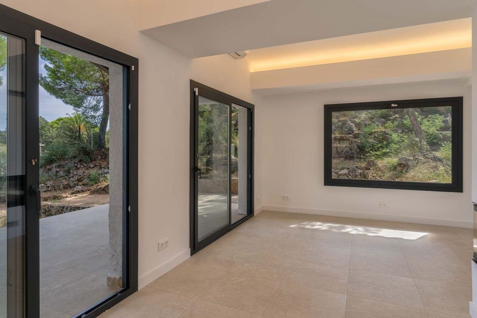 Hus i Platja D'aro, Girona, Spanien 5 sovrum, 230 kvm. Nr. 168490
