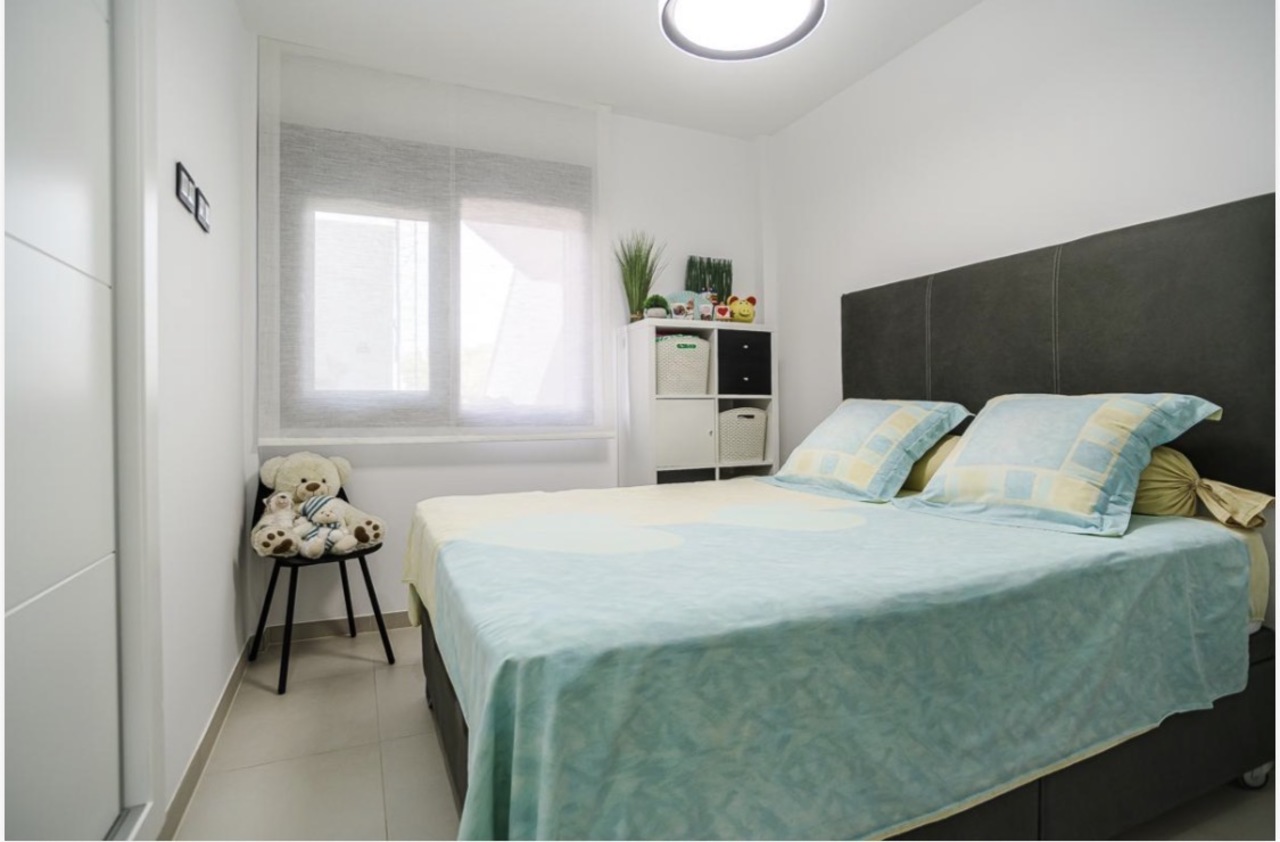 Appartamento a Pilar de la Horadada, Alicante, Spagna 2 camere da letto, 82 mq. N° 155586