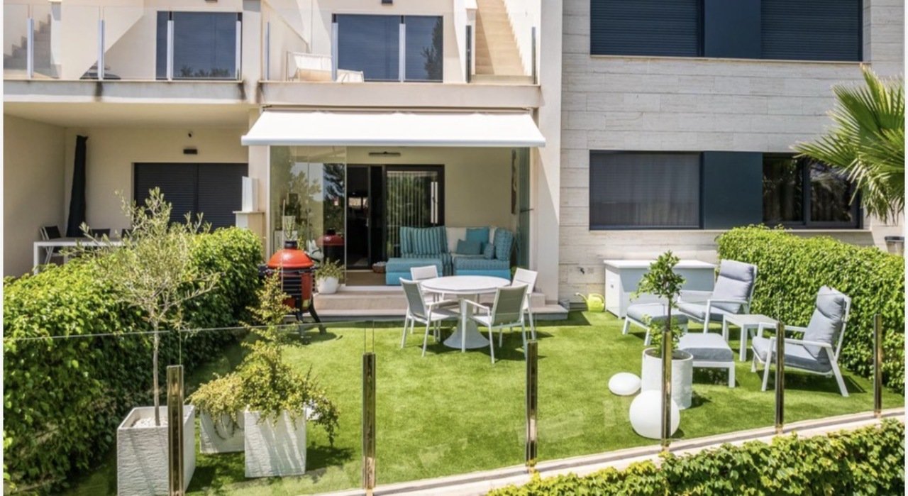 Appartamento a Pilar de la Horadada, Alicante, Spagna 2 camere da letto, 82 mq. N° 155586