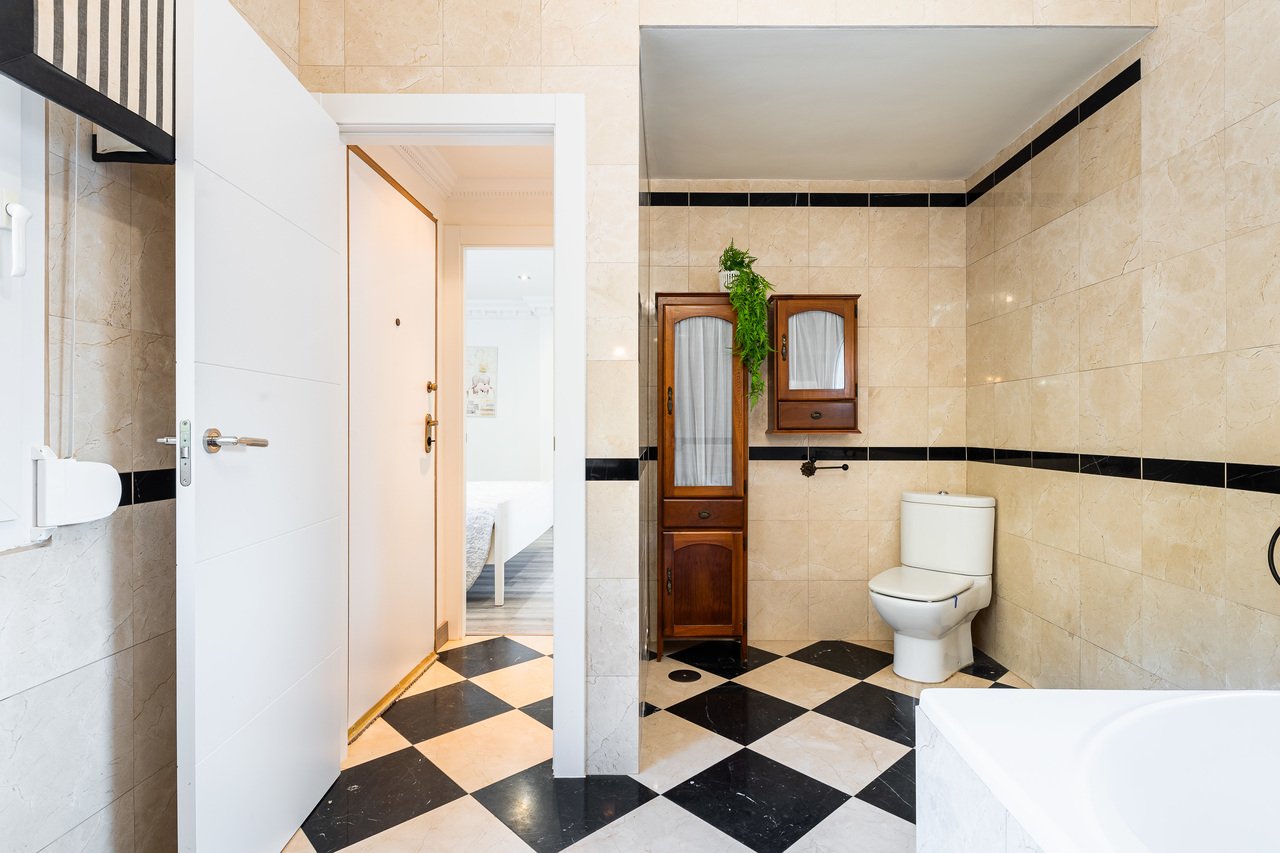 Villa in Dehesa De Campoamor, Alicante, Spain 7 bedrooms, 512 sq.m. No. 155589