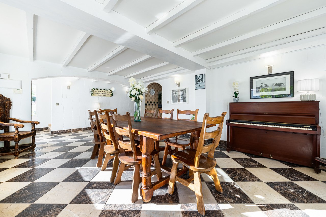 Villa in Dehesa De Campoamor, Alicante, Spain 7 bedrooms, 512 sq.m. No. 155589