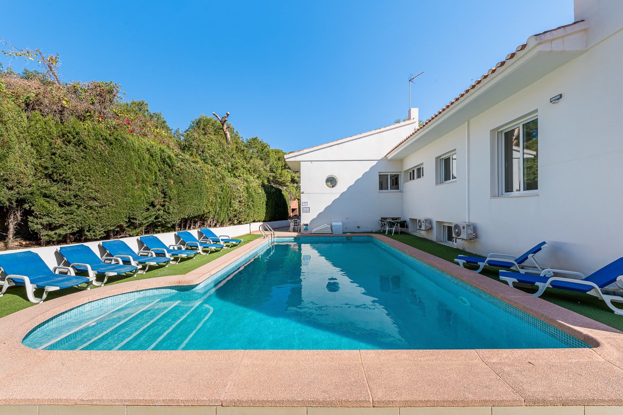Villa in Dehesa De Campoamor, Alicante, Spain 7 bedrooms, 512 sq.m. No. 155589