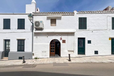 Cafe / restaurant in Ciutadella De Menorca, Menorca, Spain 85 sq.m. No. 166516