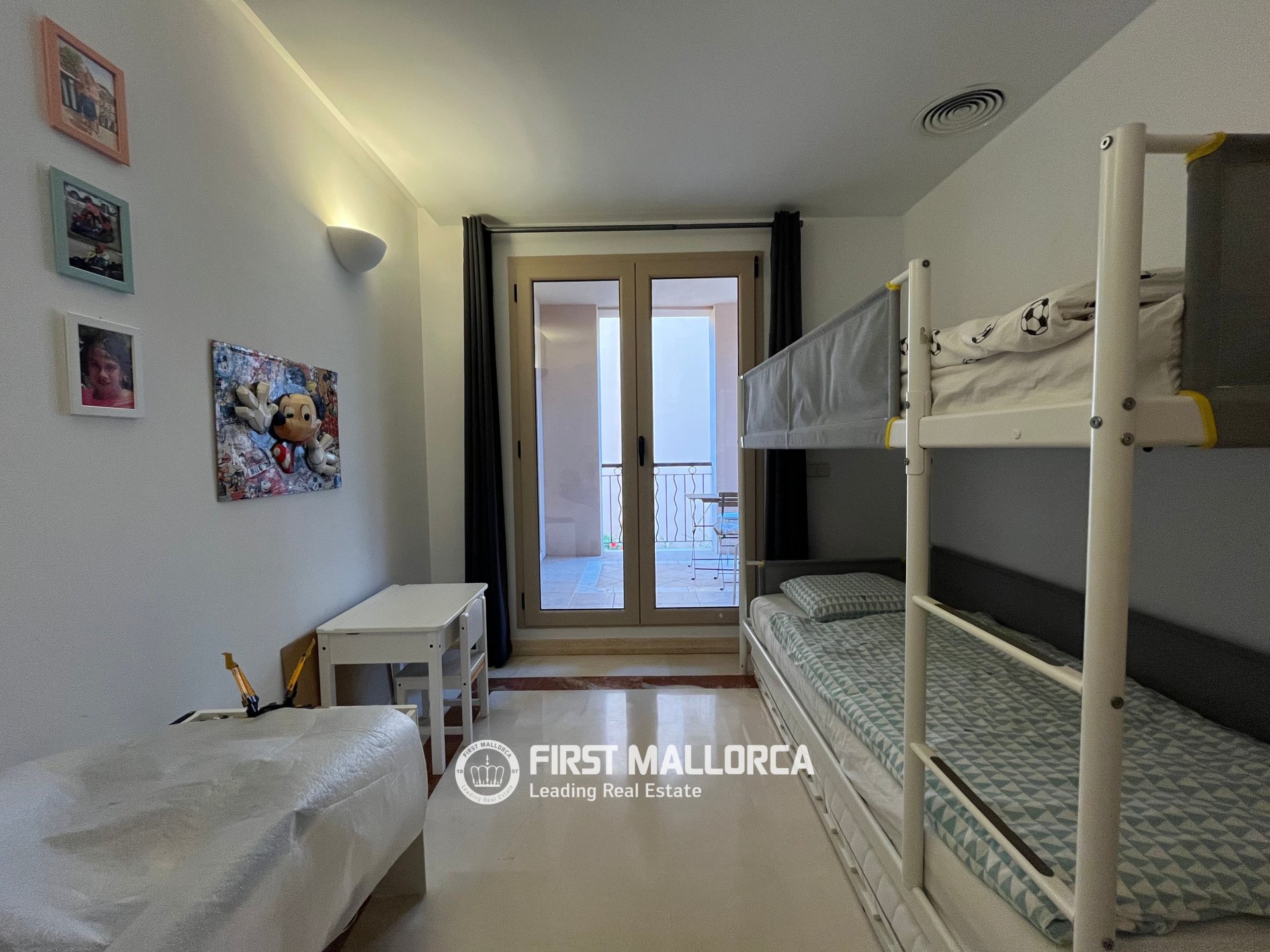 Dzīvoklis Santa Ponsa, Mallorca, Spānijā 3 istabas, 170 m2 Nr. 194489