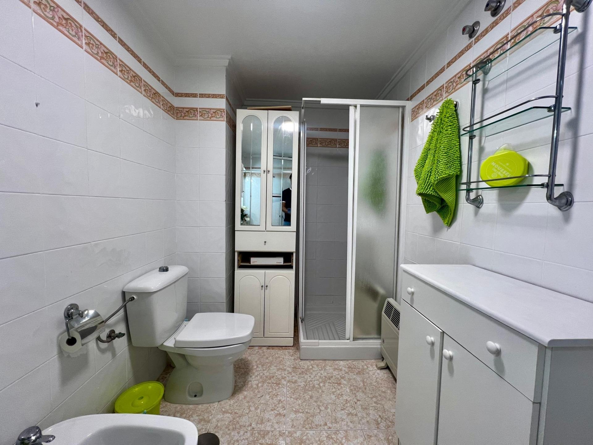 Apartamento en Torrevieja, Alicante, España 1 dormitorio, 63 m2 No. 196655