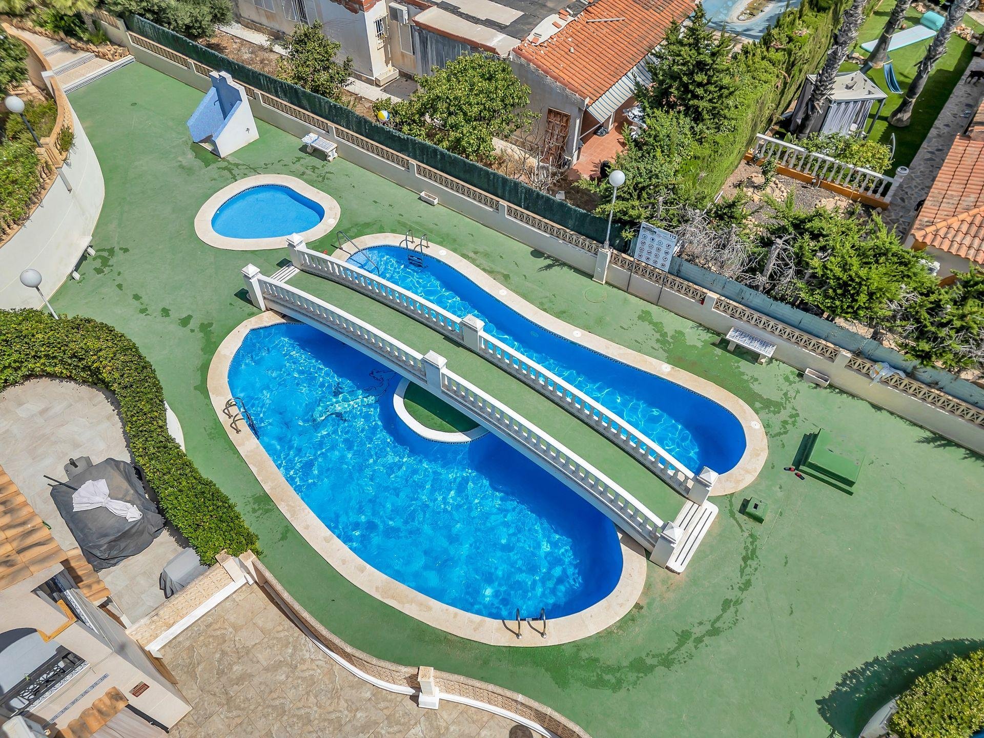 Apartamento en Torrevieja, Alicante, España 55 m2 No. 196658