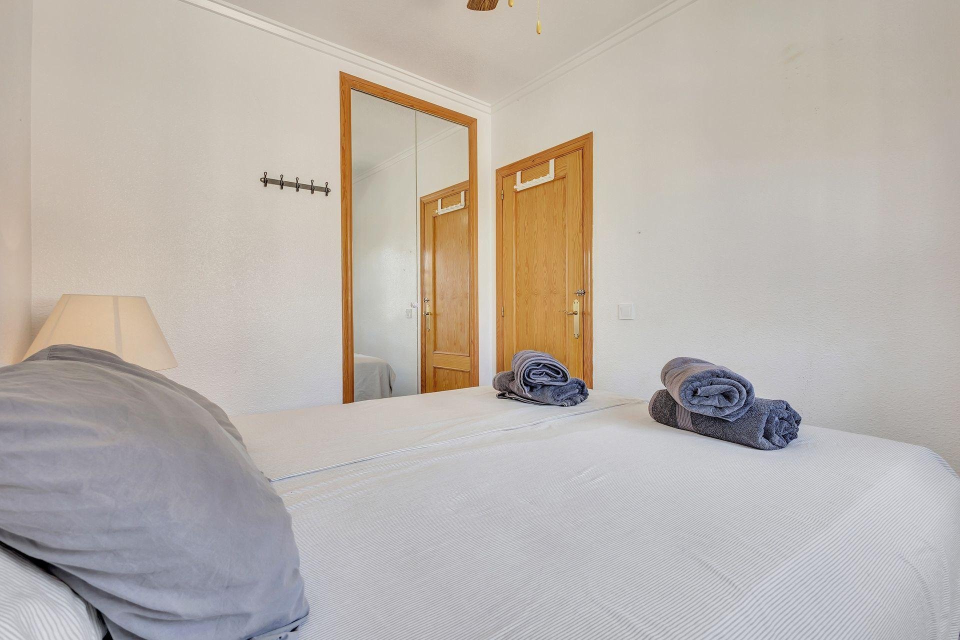 Apartamento en Torrevieja, Alicante, España 55 m2 No. 196658