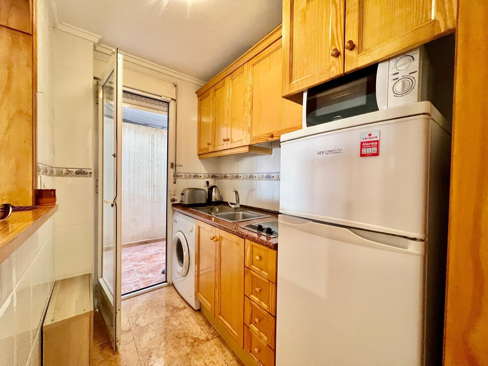 Huoneisto Torrevieja, Alicante, Espanja 1 makuuhuone, 45 m2 No. 196654