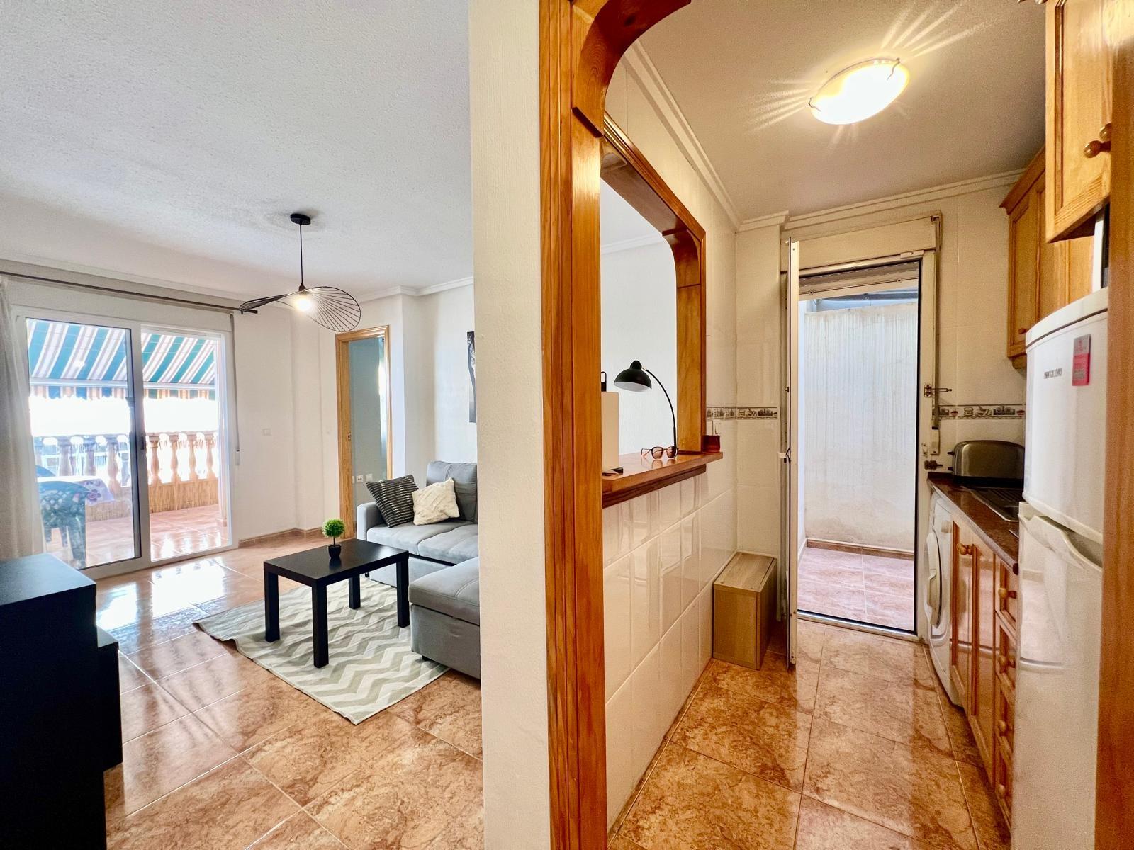 Huoneisto Torrevieja, Alicante, Espanja 1 makuuhuone, 45 m2 No. 196654
