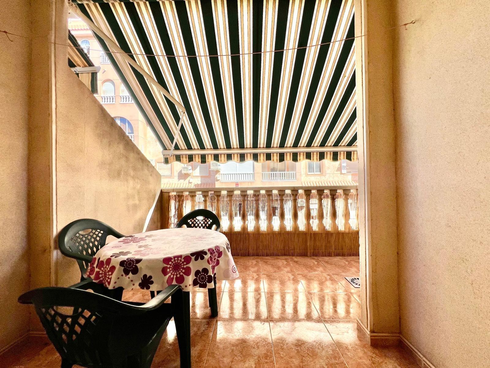 Huoneisto Torrevieja, Alicante, Espanja 1 makuuhuone, 45 m2 No. 196654