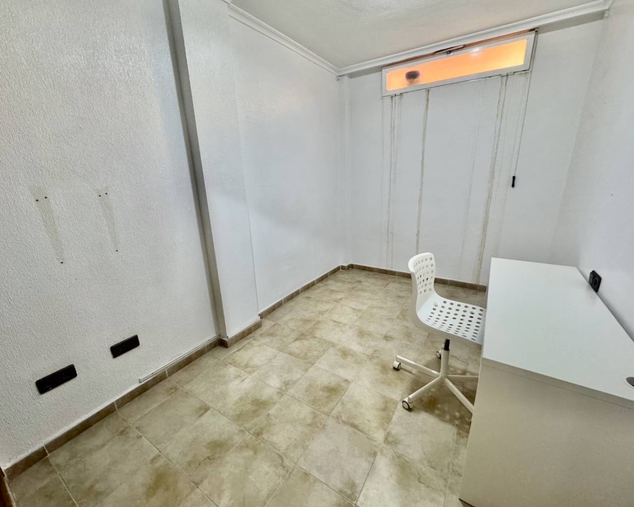 Villa in Guardamar del Segura, Alicante, Spain 4 bedrooms, 100 sq.m. No. 135703