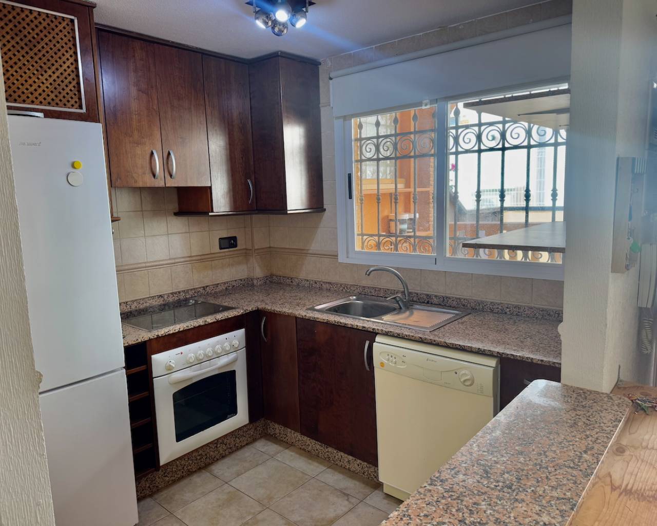 Villa in Guardamar del Segura, Alicante, Spain 4 bedrooms, 100 sq.m. No. 135703