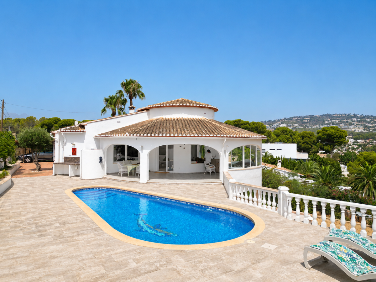 Villa a Benissa, Alicante, Spagna 5 camere da letto, 350 mq. N° 191859