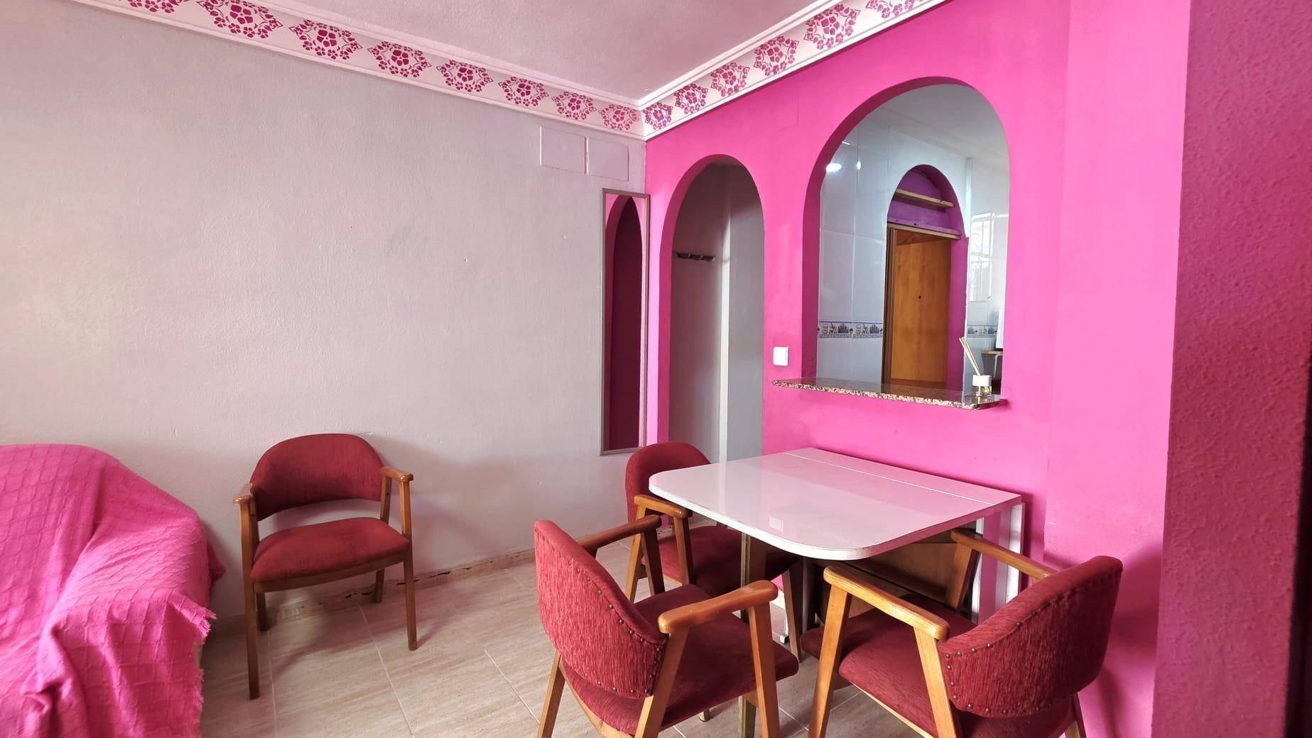 Appartamento a Torrevieja, Alicante, Spagna 2 camere da letto, 60 mq. N° 184373