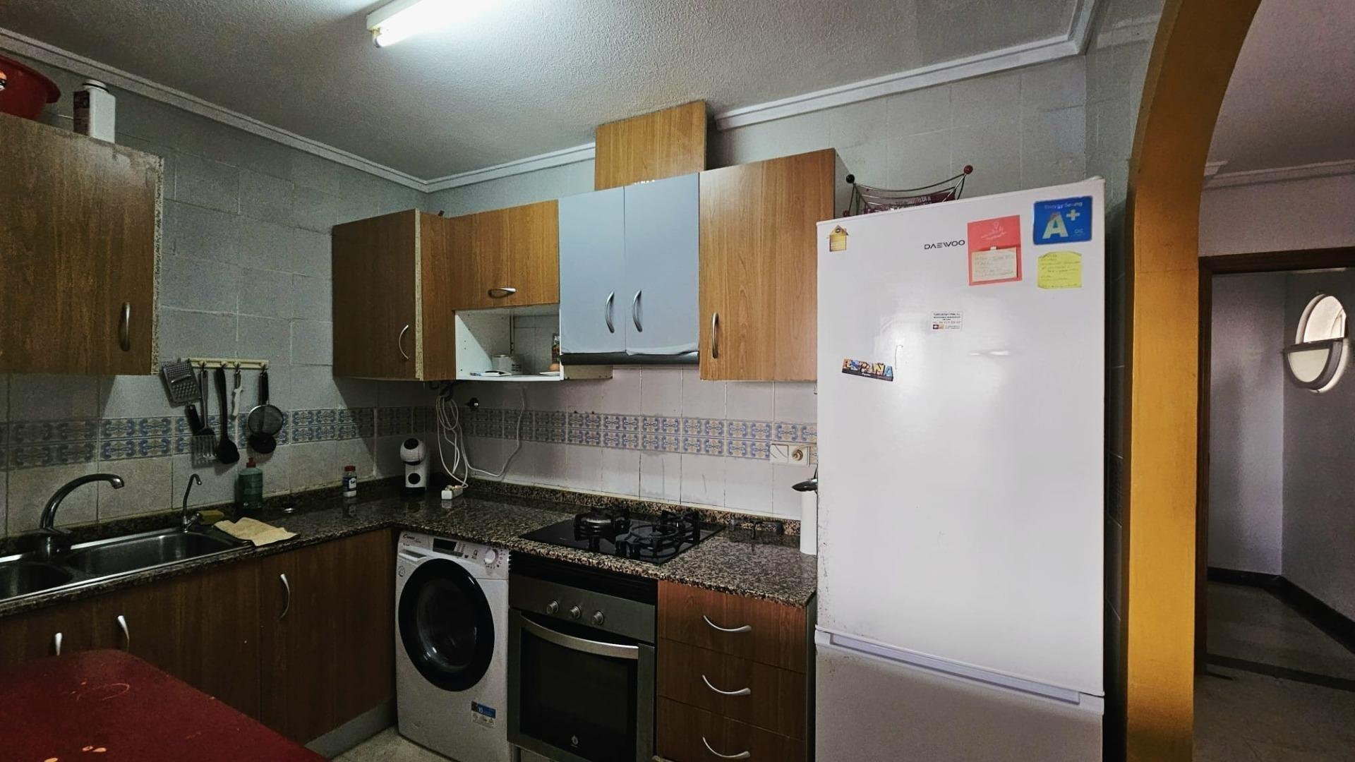 Apartment à Torrevieja, Alicante, Espagne 2 chambres, 75 m2 No. 184375