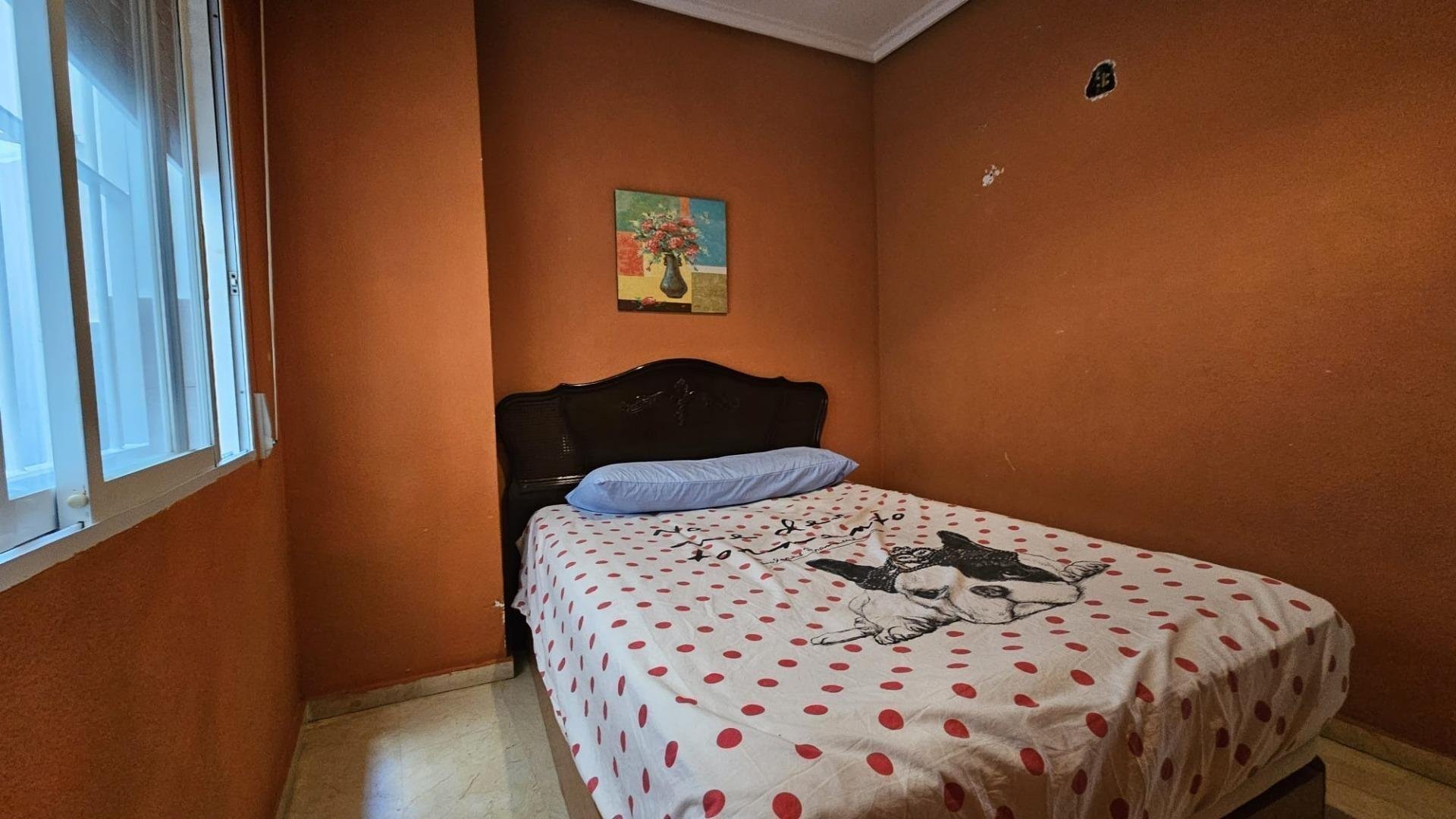 Apartment à Torrevieja, Alicante, Espagne 2 chambres, 75 m2 No. 184375