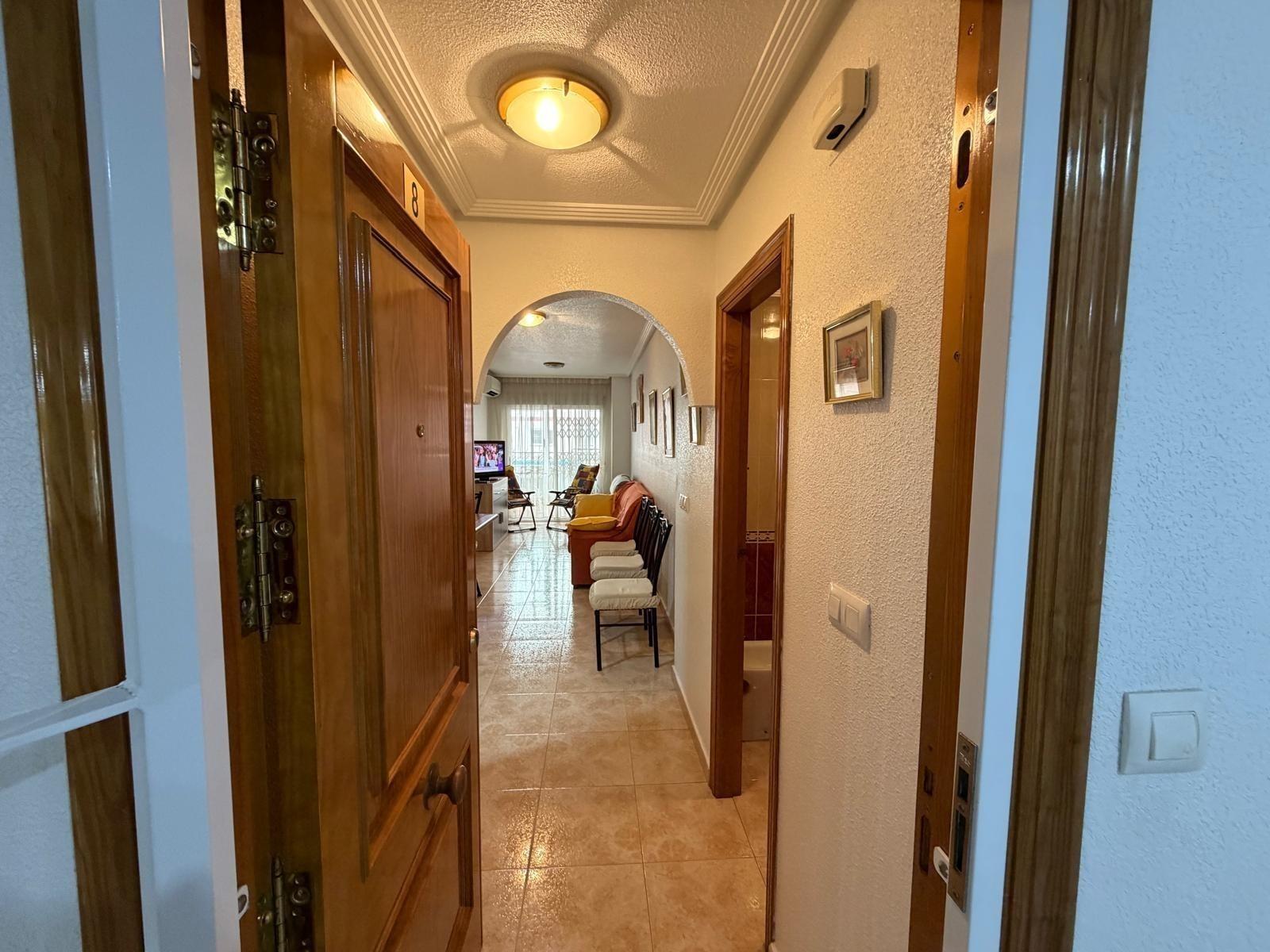 Apartment à Torrevieja, Alicante, Espagne 1 chambre, 43 m2 No. 184377