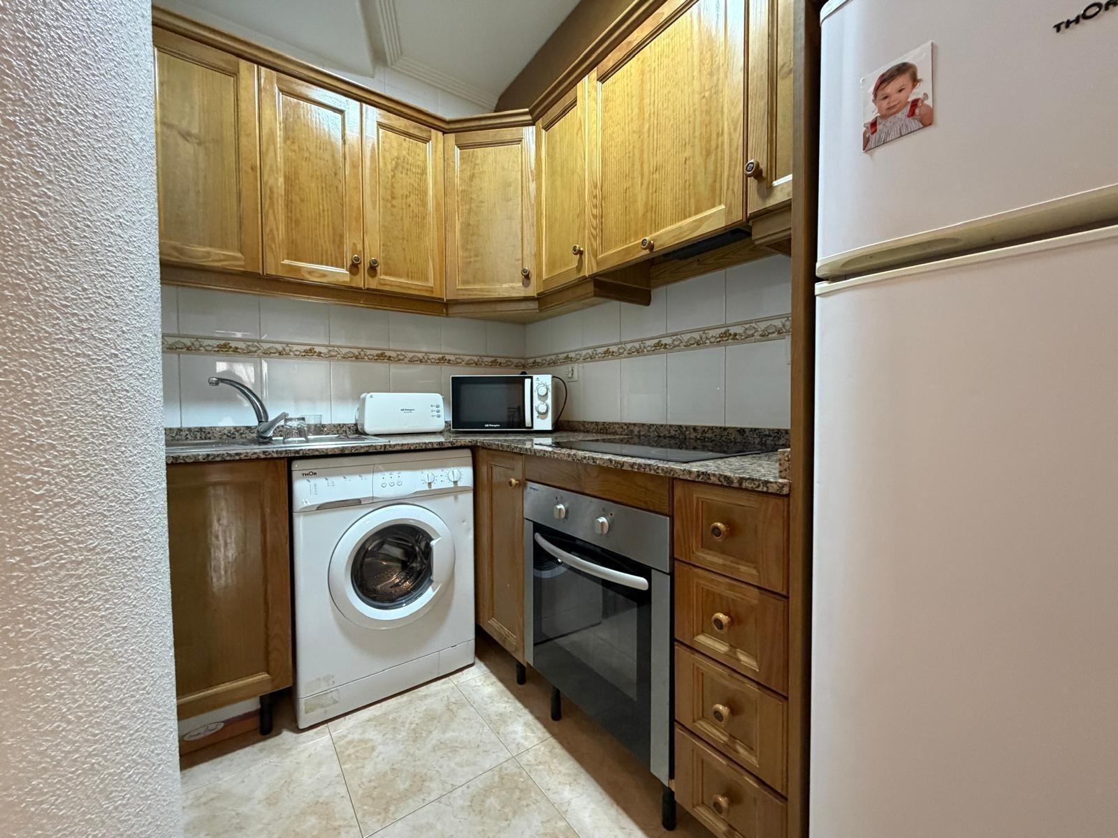 Apartment à Torrevieja, Alicante, Espagne 1 chambre, 43 m2 No. 184377