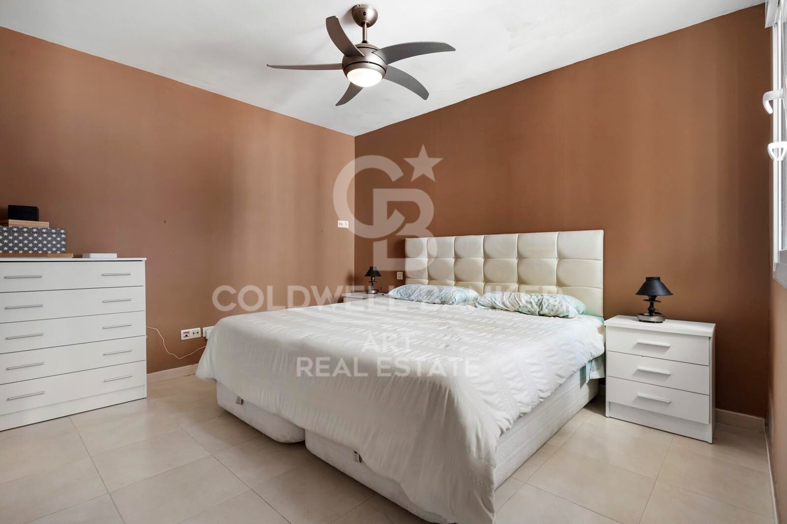 Lägenhet i Marbella, Malaga, Spanien 3 sovrum, 93 kvm. Nr. 158294