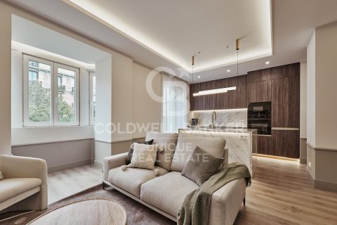 Apartament w Madrid, Hiszpania 3 sypialnie, 142 mkw. nr 158298