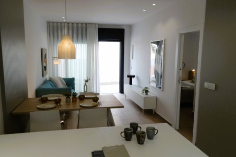 Bungalow w RAMBLA BEACH IV, Pilar de la Horadada, Alicante, Hiszpania 3 sypialnie, 186.57 mkw. nr 166840